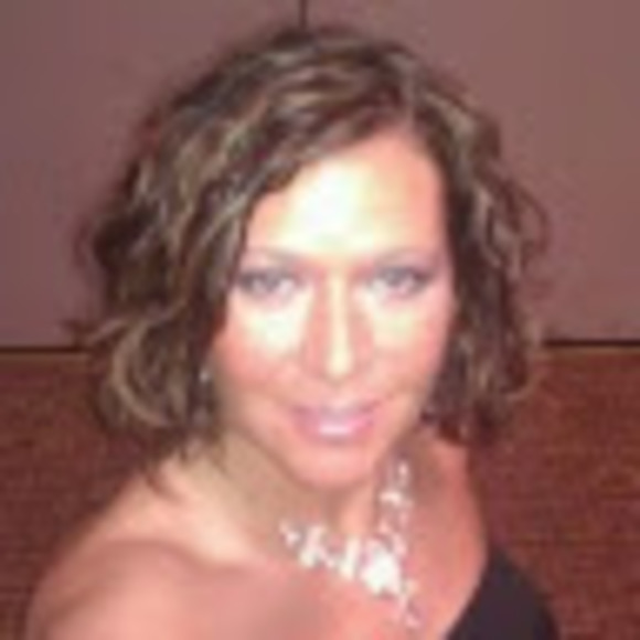 Meet your Posher, Shawna - Picture 1 of 1